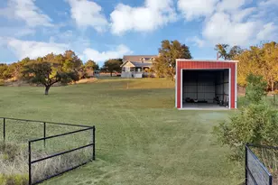 528 Mill Creek Ct, Azle, TX 76020 - Photo 5