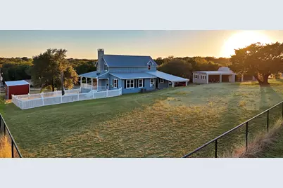 528 Mill Creek Court, Azle, TX 76020 - Photo 29