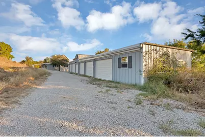 528 Mill Creek Court, Azle, TX 76020 - Photo 31