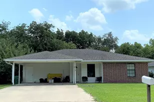 1518 Cherry St, Gainesville, TX 76240 - Photo 1