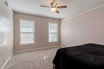 127 W Cedar Street, Hurst, TX 76053 - Photo 19