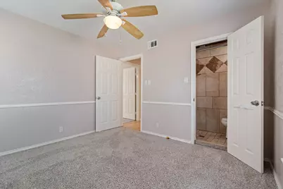 127 W Cedar Street, Hurst, TX 76053 - Photo 13