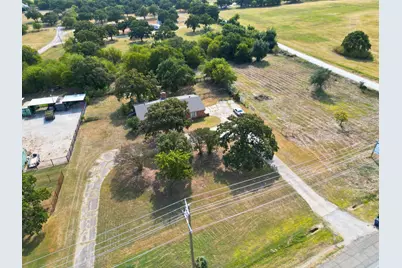 2215 SW Wilshire Boulevard, Burleson, TX 76028 - Photo 11