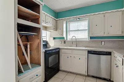 2215 SW Wilshire Boulevard, Burleson, TX 76028 - Photo 25