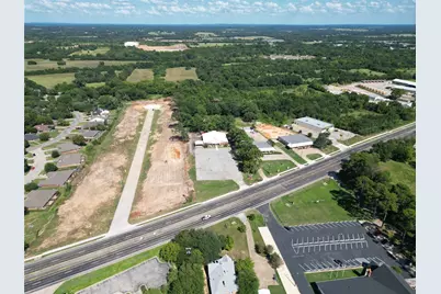 215 Central Park Court, Athens, TX 75751 - Photo 3