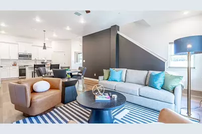 1215 E Beaconsfield Lane #706, Arlington, TX 76011 - Photo 3