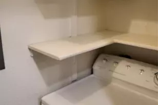 2010 Cloisters Dr, Arlington, TX 76011 - Photo 9