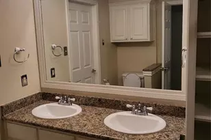 2010 Cloisters Dr, Arlington, TX 76011 - Photo 13