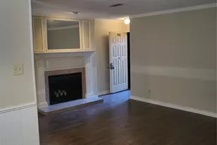 2010 Cloisters Dr, Arlington, TX 76011 - Photo 1