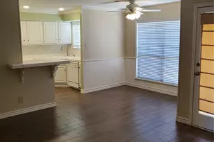 2010 Cloisters Dr, Arlington, TX 76011 - Photo 3