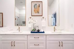 1215 E Beaconsfield Ln, Arlington, TX 76011 - Photo 27