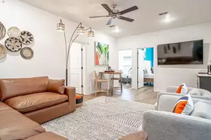 1215 E Beaconsfield Ln, Arlington, TX 76011 - Photo 3