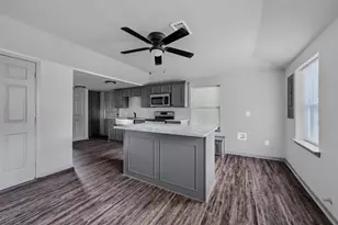 312 Hackney St, Collinsville, TX 76233 - Photo 9