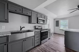 312 Hackney St, Collinsville, TX 76233 - Photo 17