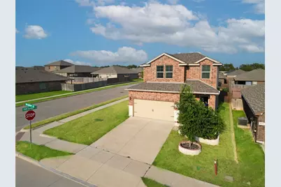 9248 Herringbone Drive, Fort Worth, TX 76131 - Photo 3