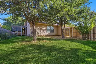 1130 Woodrow Dr, Lewisville, TX 75067 - Photo 39