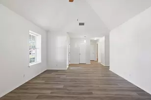 1130 Woodrow Dr, Lewisville, TX 75067 - Photo 13