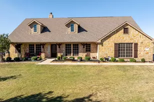 109 Highland Hills Blvd, Decatur, TX 76234 - Photo 1