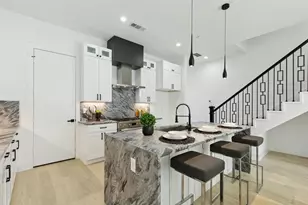 426 Melba St, Dallas, TX 75208 - Photo 3