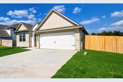 8005 Townsend Drive, Waco, TX 76708 - Photo 3