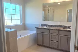 8005 Townsend Dr, Waco, TX 76708 - Photo 9