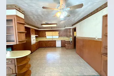 1537 Burns City Road, Gainesville, TX 76240 - Photo 15