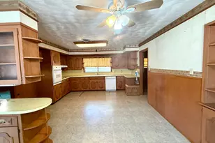 1537 Burns City Rd, Gainesville, TX 76240 - Photo 15