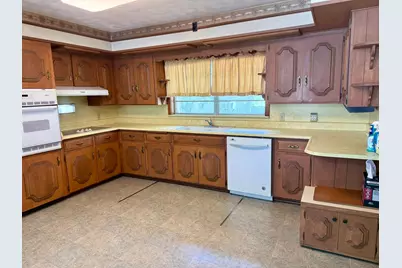 1537 Burns City Road, Gainesville, TX 76240 - Photo 17