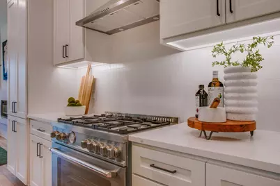 805 Pavillon Street #108, Dallas, TX 75204 - Photo 15