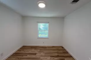 1202 Valley View Dr, Arlington, TX 76010 - Photo 11