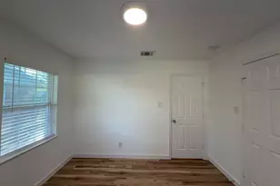 1202 Valley View Dr, Arlington, TX 76010 - Photo 3