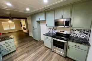 950 N McCart St, Stephenville, TX 76401 - Photo 7