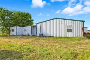 1170 Harmony Cir, Weatherford, TX 76087 - Photo 29