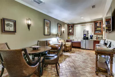 8616 Turtle Creek Boulevard #206, Dallas, TX 75225 - Photo 7