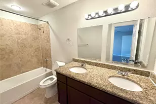 2337 Bloomfield Dr, Arlington, TX 76012 - Photo 7