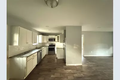 201 N Meadowbrook Drive, Overton, TX 75684 - Photo 5