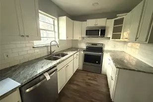 201 N Meadowbrook Dr, Overton, TX 75684 - Photo 3