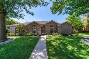 8518 Bridgewater Dr, Rowlett, TX 75088 - Photo 1