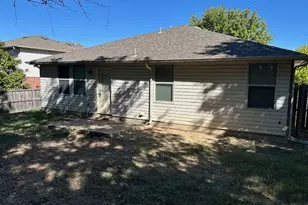 1109 Willow Tree Dr, McKinney, TX 75071 - Photo 7