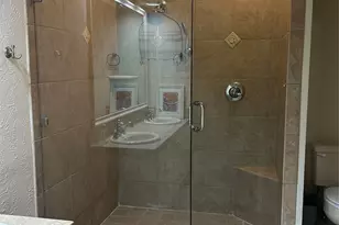 1106 Quail Valley Ln, Arlington, TX 76011 - Photo 13