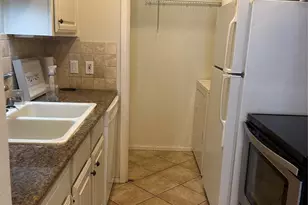 1106 Quail Valley Ln, Arlington, TX 76011 - Photo 9