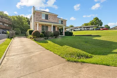 2026 Klondike Street, Grand Prairie, TX 75050 - Photo 3