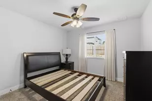 310 Marigold Ct, Glenn Heights, TX 75154 - Photo 19