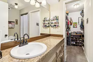 131 Carol Ln, Pecan Hill, TX 75154 - Photo 29