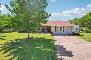 131 Carol Ln, Pecan Hill, TX 75154 - Photo 35