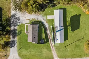 101 3rd St, Valley View, TX 76272 - Photo 31