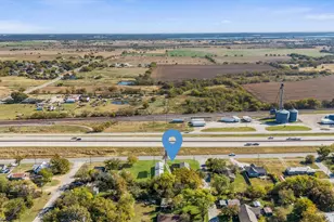 101 3rd St, Valley View, TX 76272 - Photo 35