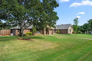 3810 Raintree Dr, Flower Mound, TX 75022 - Photo 5