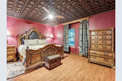 8430 Flower Meadow Drive, Dallas, TX 75243 - Photo 15