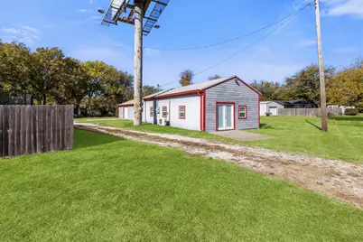 101 3rd Street, Valley View, TX 76272 - Photo 27